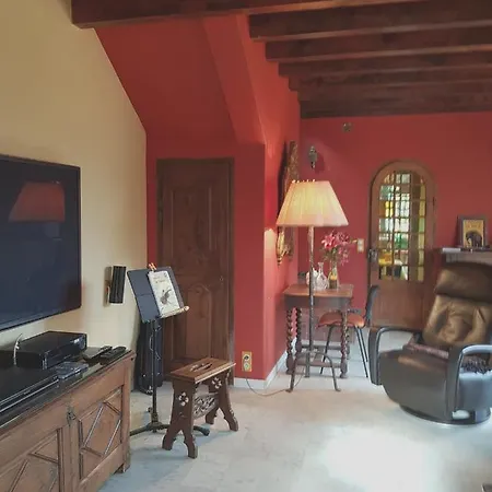Maison De Enchantée à Avec Vue Sur Et Montagne *